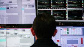 Как продать акции физическому лицу в Кира Пластинина